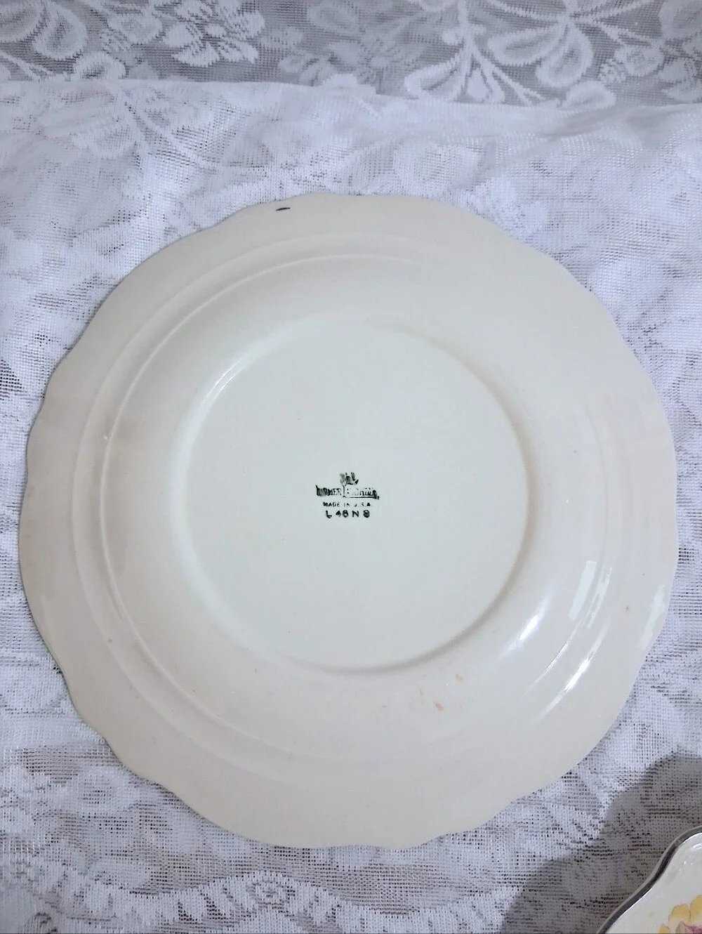 Vintage 1946 Homer Laughlin Virginia Rose Porcelain Dinner Plates Dishes